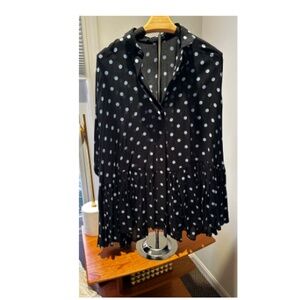 Zara Flowing blouse with lapel collar and long sleeves. Sz:L